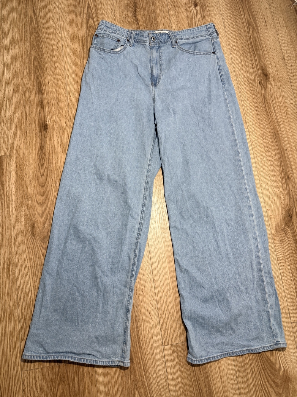 Abercrombie & Fitch Light Blue Wide-Leg Women's Jeans